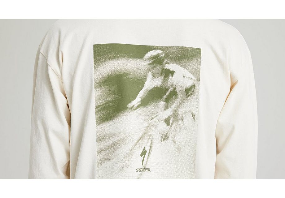 Graphic Long Sleeve Relaxed T-Shirt