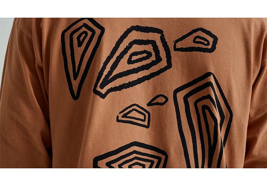 Graphic Long Sleeve Relaxed T-Shirt